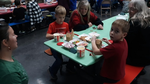 Holiday Fun! - Photo Number 18